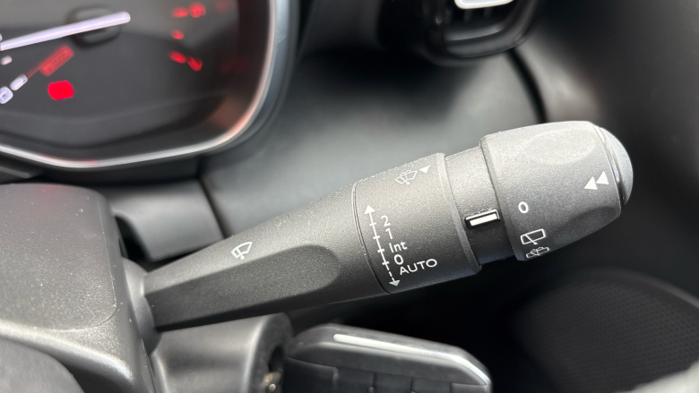 Citroen C3 Aircross 1.2 PureTech 110 Shine 5dr Petrol Hatchback